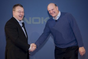 Stephen-Elop-Nokia-President-and-CEO-and-Steve-Ballmer-Microsoft-CEO-2