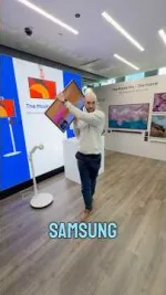 Tahle TV má BATERKU a KOLEČKA! 📺🔋 #Movingstyle #InsideSamsung #samsungtv