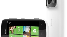 Nokia zve na MWC – představí PureView Windows Phone?