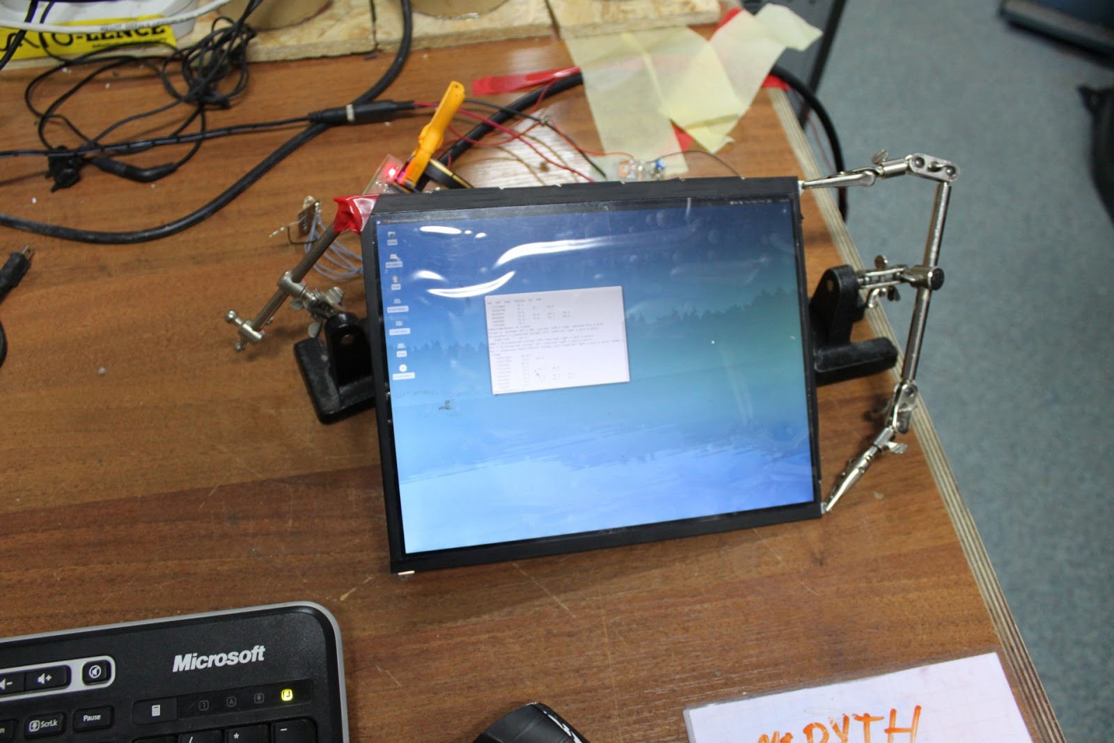 Polský hacker udělal z displeje iPadu externí monitor