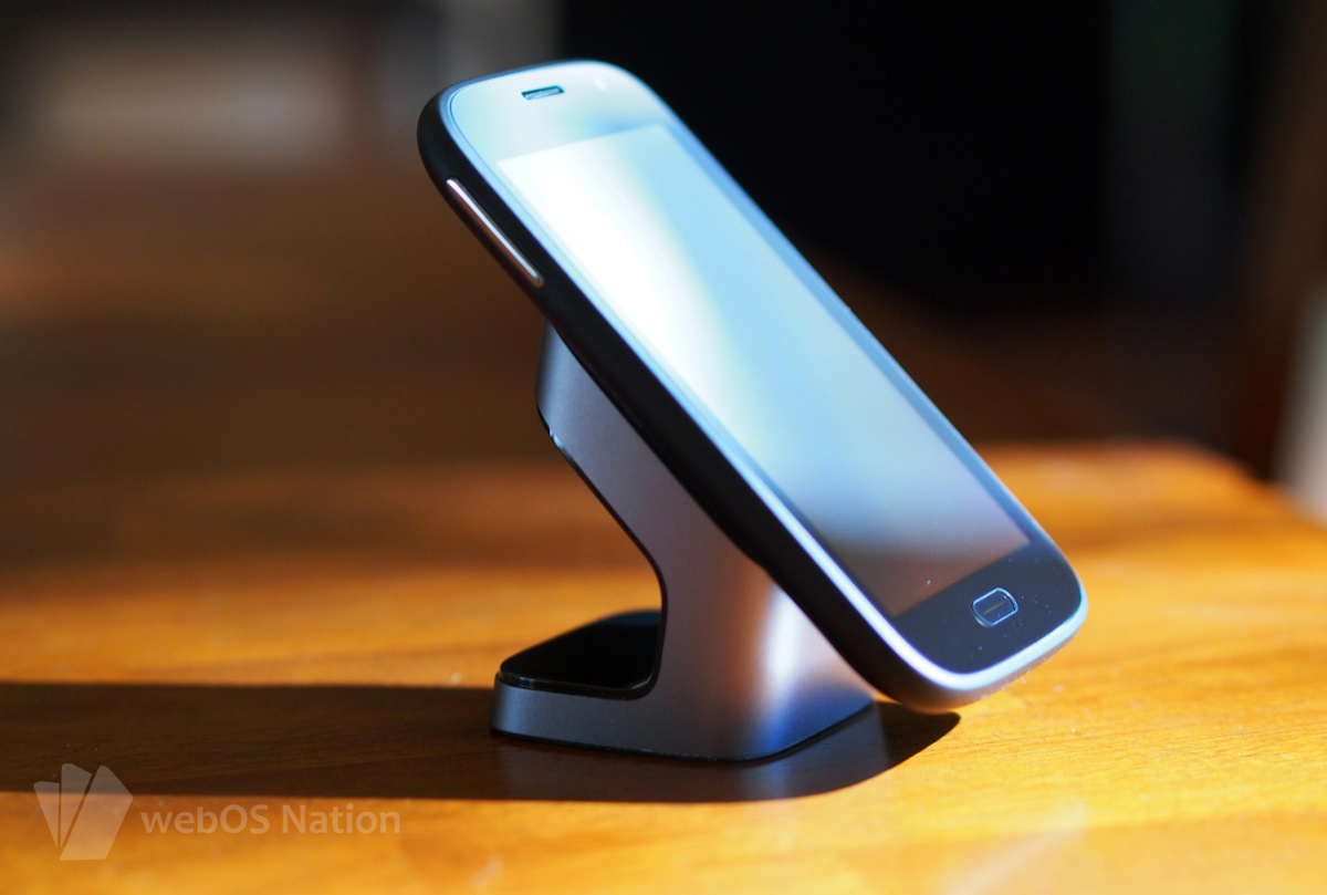 Nepředstavený smartphone s WebOS – HP WindsorNot