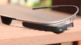 Foursquare pro Google Glass – neoficiální klient z české dílny