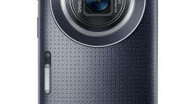Galaxy K zoom_Charcoal Black_02_Lens open