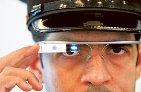 Dubajská policie začne používat Google Glass