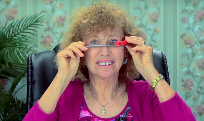 Jak reagují senioři na Google Glass [video]