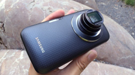 Samsung Galaxy K Zoom – kompakt v těle telefonu [recenze]