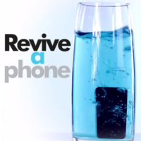 Reviveaphone – tekutina napomůže oživit utopený mobil