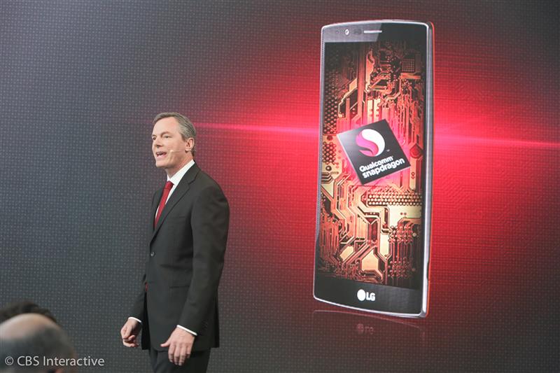 LG představilo top model G4