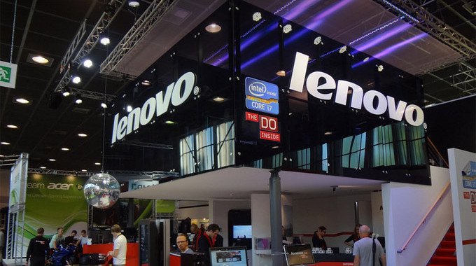 Lenovo na IFA – rozšíření série Vibe, nové phablety a Yoga Tab 3 s vestavěným projektorem