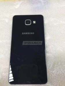 Galaxy A7 (2)