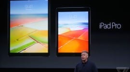 Představen byl také nový iPad Pro s úhlopříčkou 9,7″