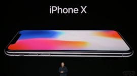 Apple představil bezrámečkový iPhone X – přijde na 29 990 Kč
