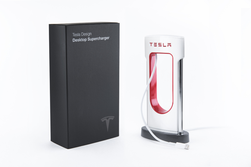 Tesla představila powerbanku pro mobil