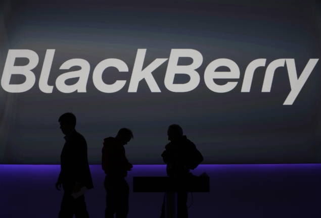 Analytik – BlackBerry se připravuje na razantní ukončení hardwarové divize