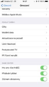 Apple by měl zavést lepší rodičovskou kontrolu iPhonů, hlásají dva investoři