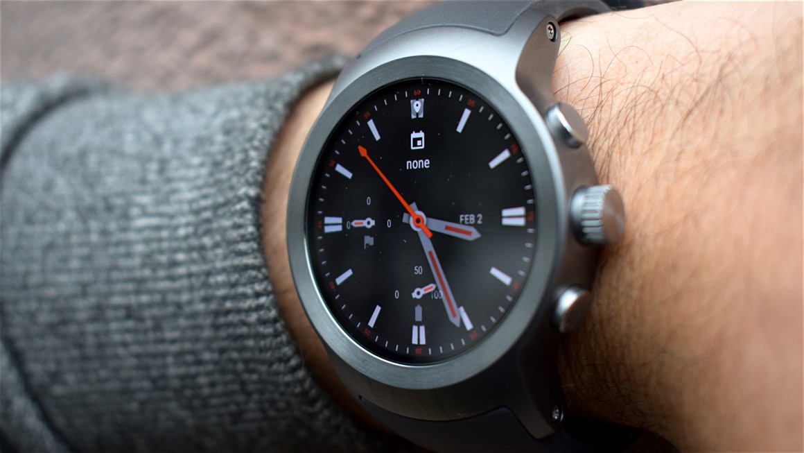 LG chystá hybridní hodinky s mechanickými ručičkami