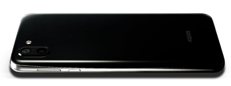 Sharp AQUOS R2 nabízí netradiční funkce duálního foťáku