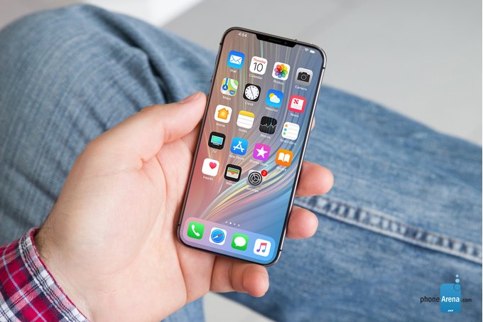 Konec spekulacím: iPhone SE2 nakonec nebude, Apple se zaměří na větší displeje