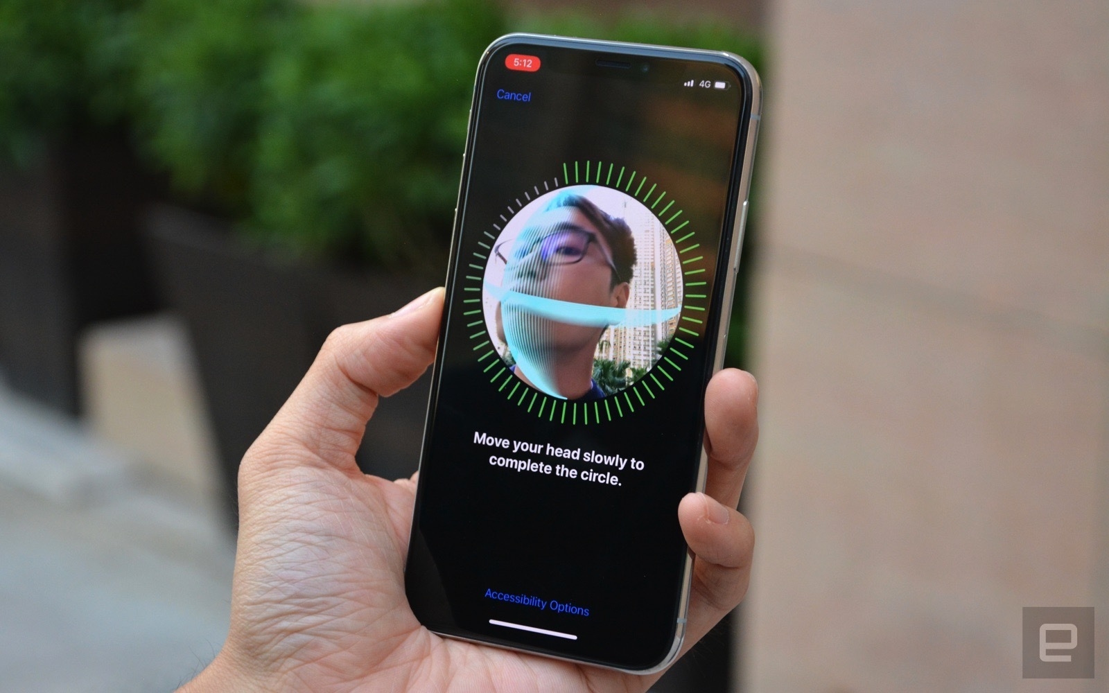 Face ID je oproti Android telefonům pomalé, chystá se nový algoritmus