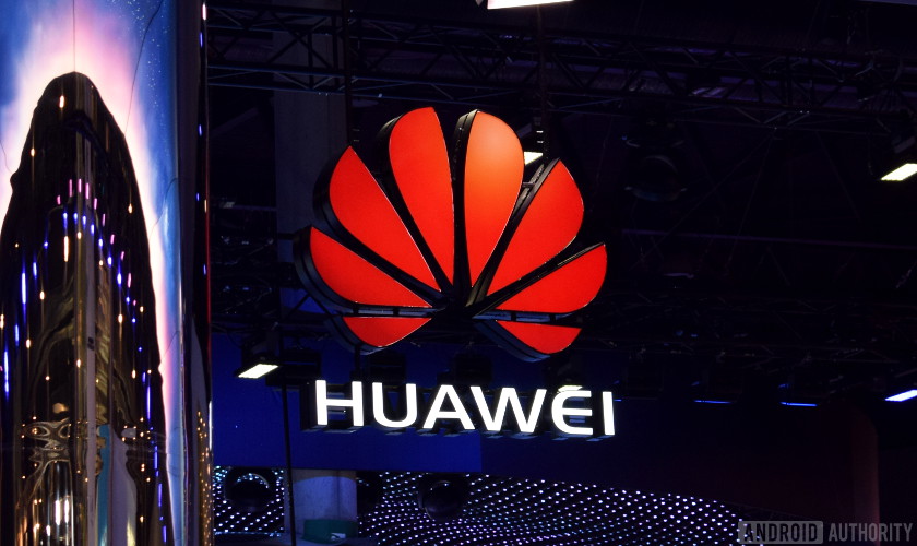 Huawei chce jako první představit skládací telefon, a to za každou cenu