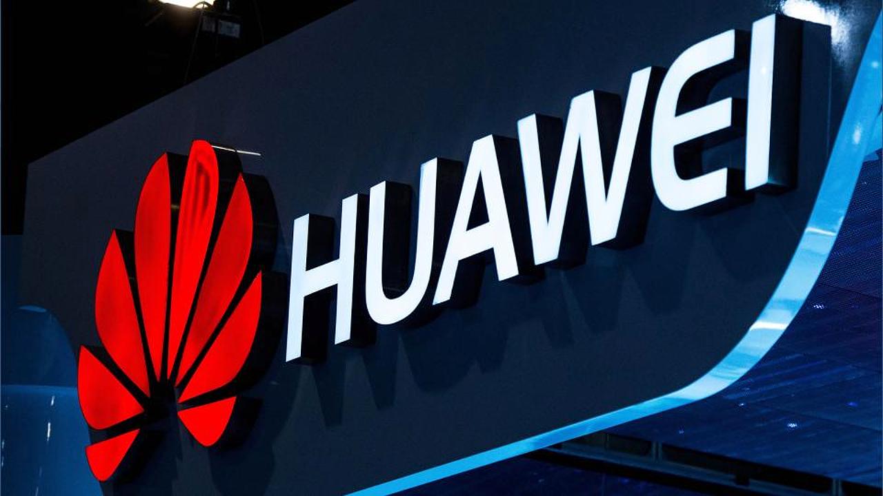 Evropská unie zvažuje úplně odstřihnout čínský Huawei coby dodavatele pro 5G sítě