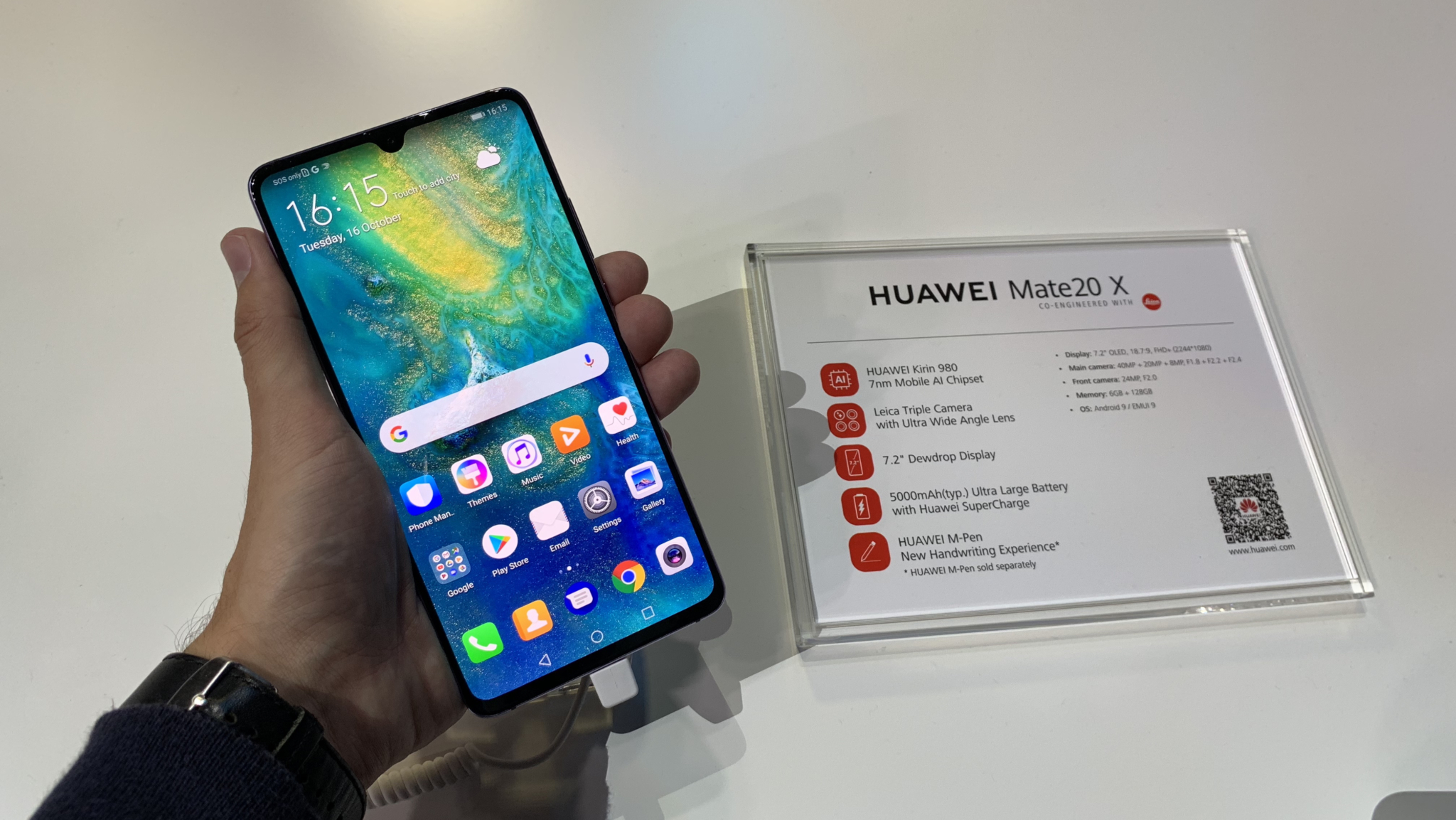 Huawei Mate 20 X je ten největší – první pohled