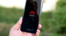 Huawei si patentoval několik názvů pro svůj skládací telefon