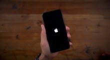 Apple dle kódu iOS 13.4 plánuje bezdrátové obnovení zařízení