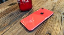 iPhone SE 4 možná čeká roční pauza