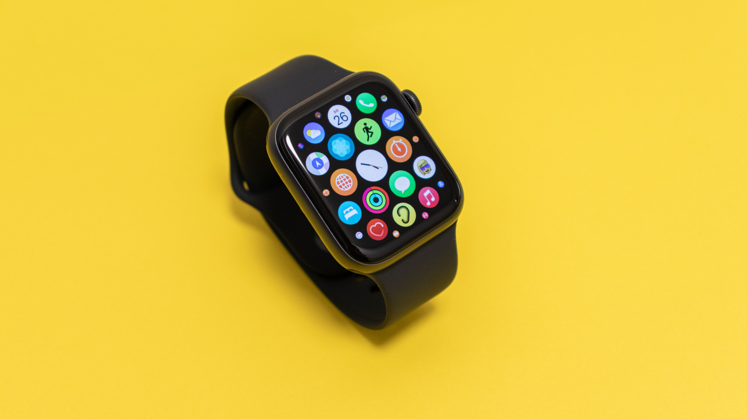 Nový watchOS 7.2 přináší Apple Fitness+ a nové kardio fitness notifikace