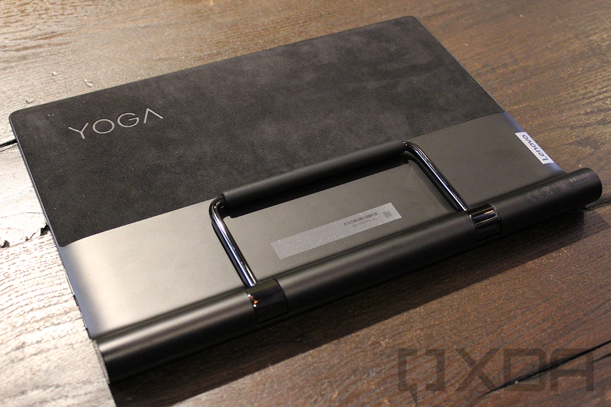 Lenovo představilo několik Yoga tabletů a Smart Clock 2