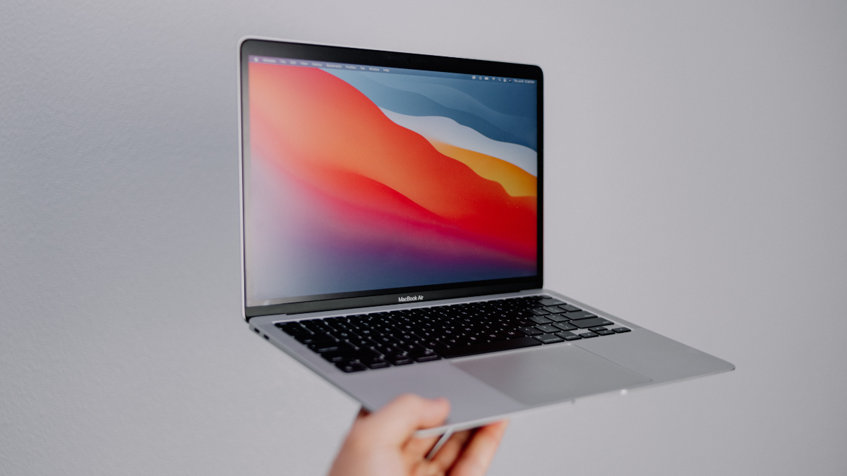MacBooku Air M1 je teď absolutně nejlevnější, koupíte ho o 3 300 Kč levněji [sponzorovaný článek]