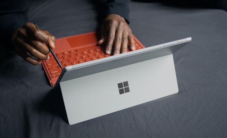Microsoft Surface GO 3 1400x851x