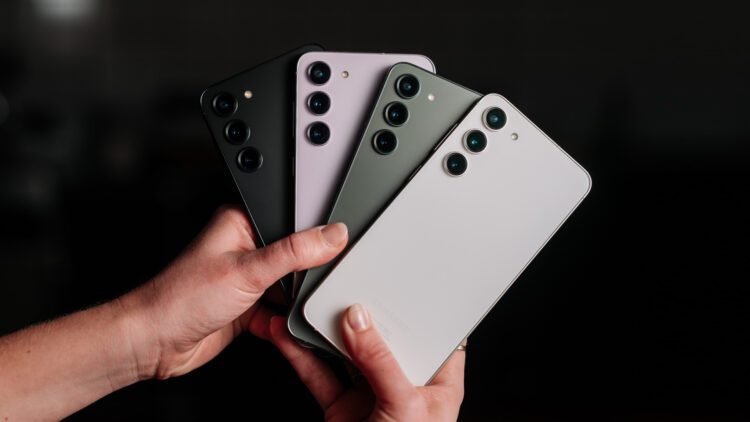 Samsung zlevňuje, cena Galaxy S23 klesla rovnou o několik tisíc [komerční článek]