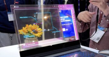  Lenovo ukázalo notebook s průhledným displejem [video]