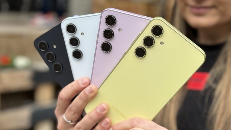 Galaxy A55 je tady. Jak koupit nový bestseller Samsung co nejlevněji? [komerční článek]
