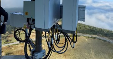 Připojení 5G vysílače na Pradědu. Zdroj: O2