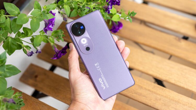 Vivo V40 4 6000x3368x