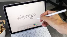 Apple pracuje na nové generaci stylusů Pencil. Kvůli EU dostane vyměnitelnou baterii