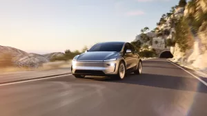 model y 4 4000x2250x
