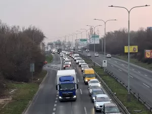 20250324 062421 4000x3000x