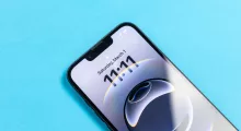 iPhone 18 by po letech mohl schovat kompletně všechny senzory pod displej