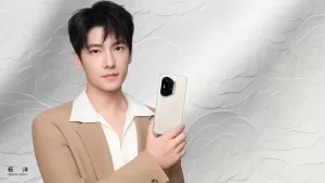 Honor 300 Ultra 3840x2160x