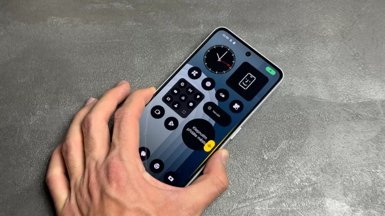 Nothing Phone 3a Pro 05 4032x2268x