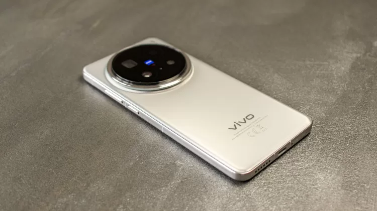 Vivo X200 Pro 2 5762x3234x