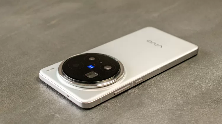Vivo X200 Pro 4 5507x3091x
