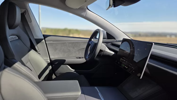 tesla model3p interier (6) 4000x2252x