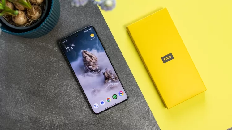 Poco F7 Pro 9 6000x3368x