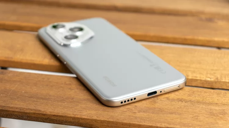 Honor 400 Pro 6 5752x3229x