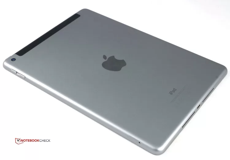csm Apple iPad back 15d9488f0d 2560x1778x